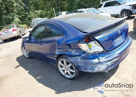 2004 Mercedes-Benz C 230 Kompressor Sport z USA, uszkodzony, nr VIN WDBRN40J94A569159